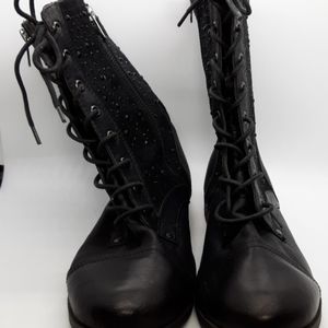 ↘️Maurices lace up boots